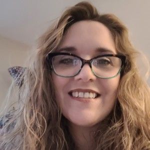 Meet your Posher, Clare